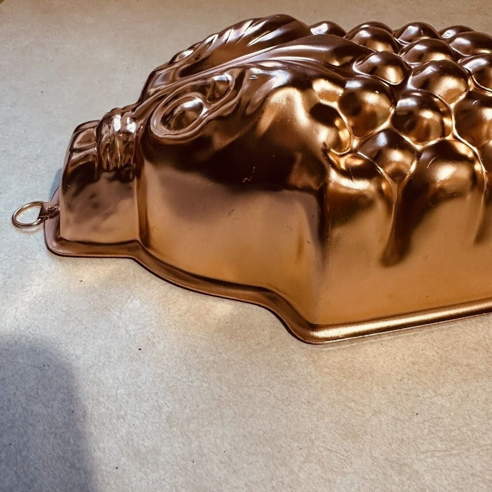 Copper Color Aluminum Grapes Design Jello Mold Wall Hanging Farmhouse Décor 4Cup - Picture 7 of 13